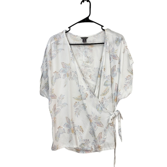 Eddie Bauer Women's Floral Side-Tie Wrap Top - XL - Picture 1 of 6